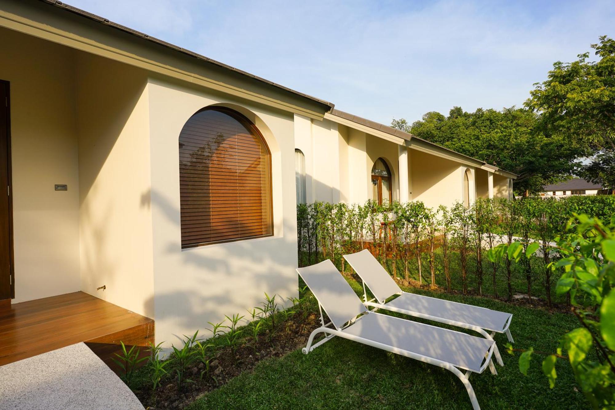 Ploen Pirom Hotel Banguecoque Exterior foto